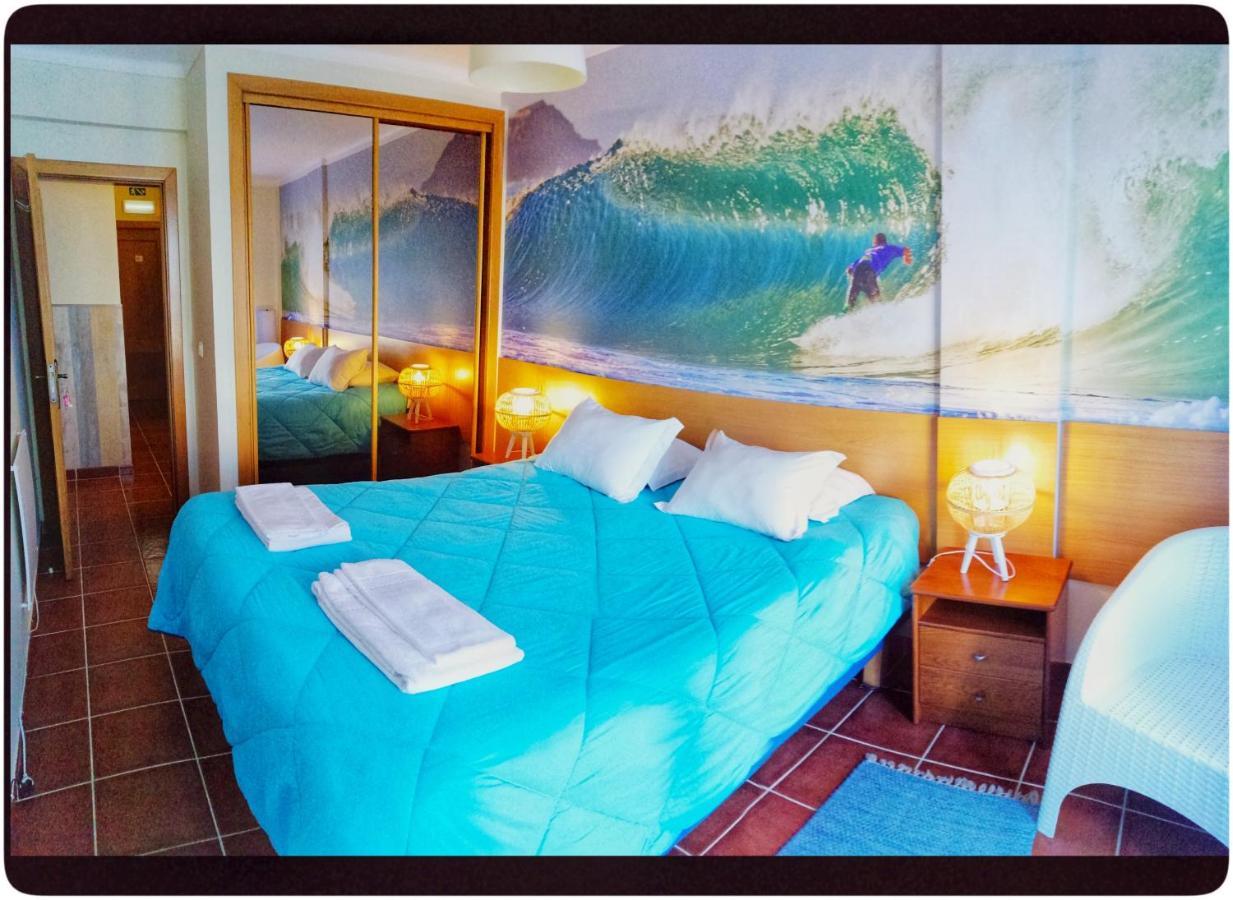 Supertubos Beach Hostel Atouguia Da Baleia Dış mekan fotoğraf