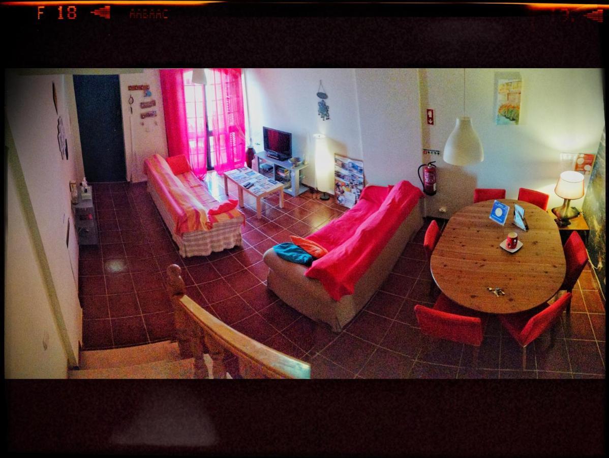 Supertubos Beach Hostel Atouguia Da Baleia Dış mekan fotoğraf