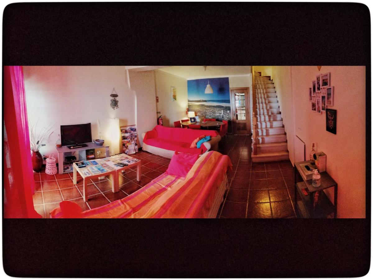 Supertubos Beach Hostel Atouguia Da Baleia Dış mekan fotoğraf