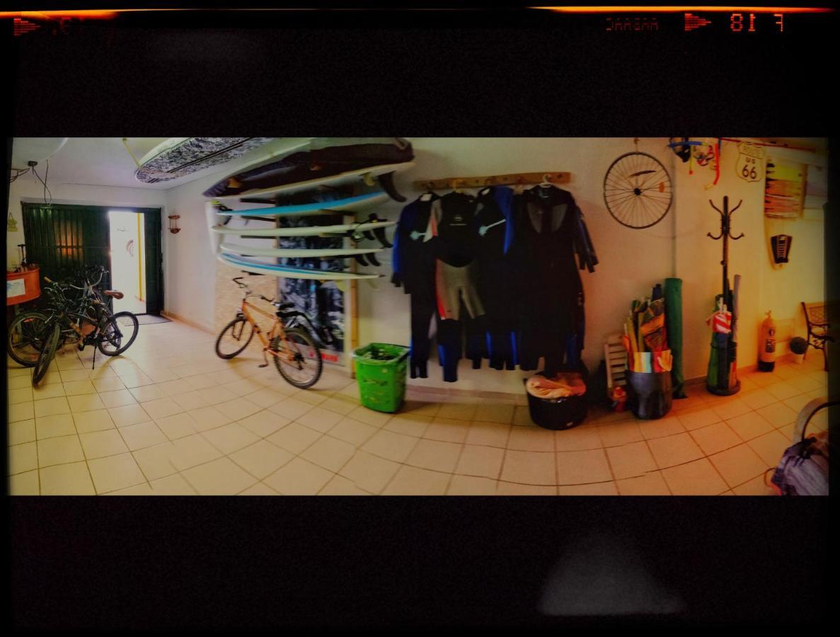 Supertubos Beach Hostel Atouguia Da Baleia Dış mekan fotoğraf