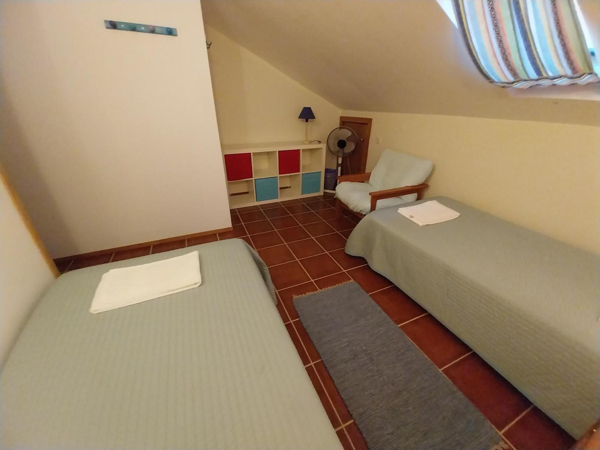 Supertubos Beach Hostel Atouguia Da Baleia Dış mekan fotoğraf