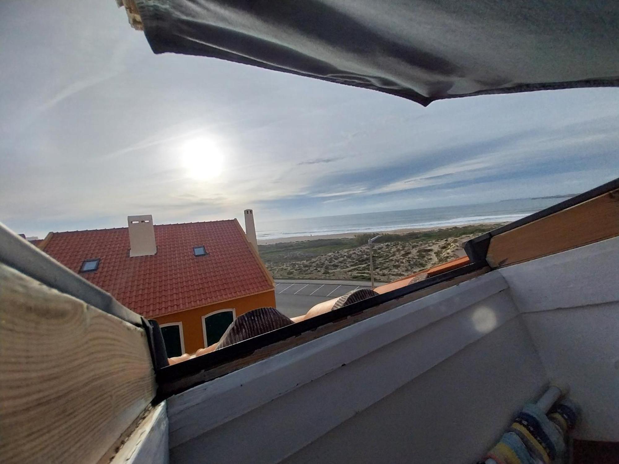 Supertubos Beach Hostel Atouguia Da Baleia Dış mekan fotoğraf