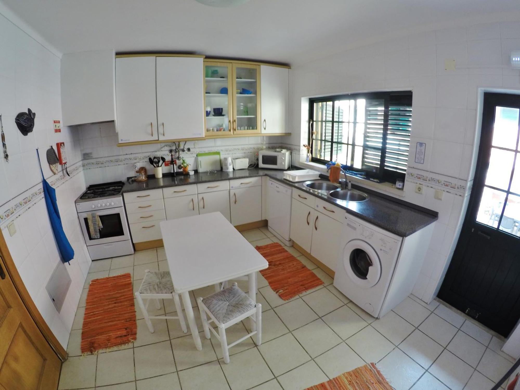 Supertubos Beach Hostel Atouguia Da Baleia Dış mekan fotoğraf