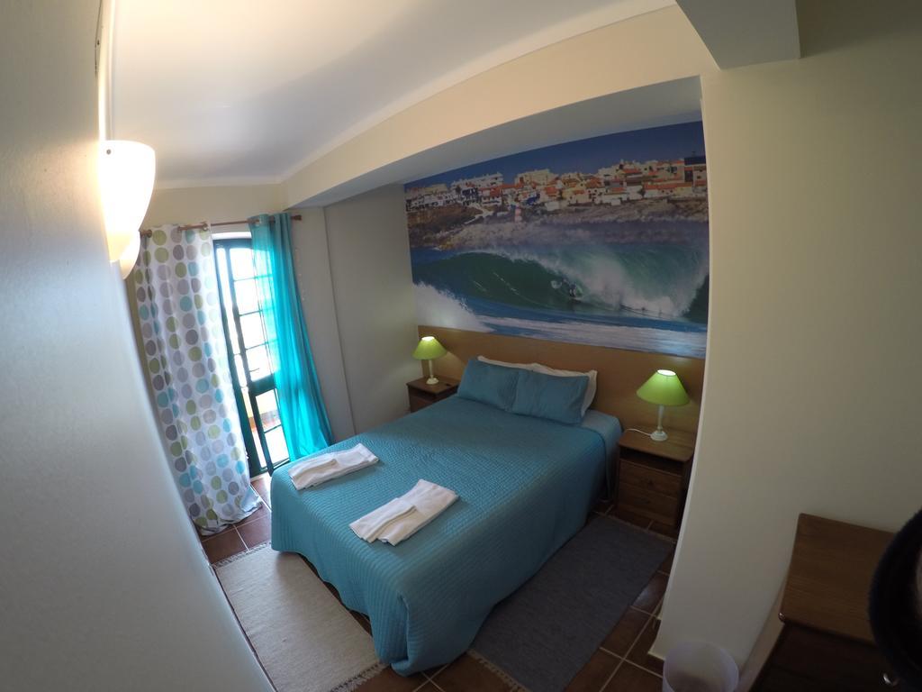 Supertubos Beach Hostel Atouguia Da Baleia Dış mekan fotoğraf
