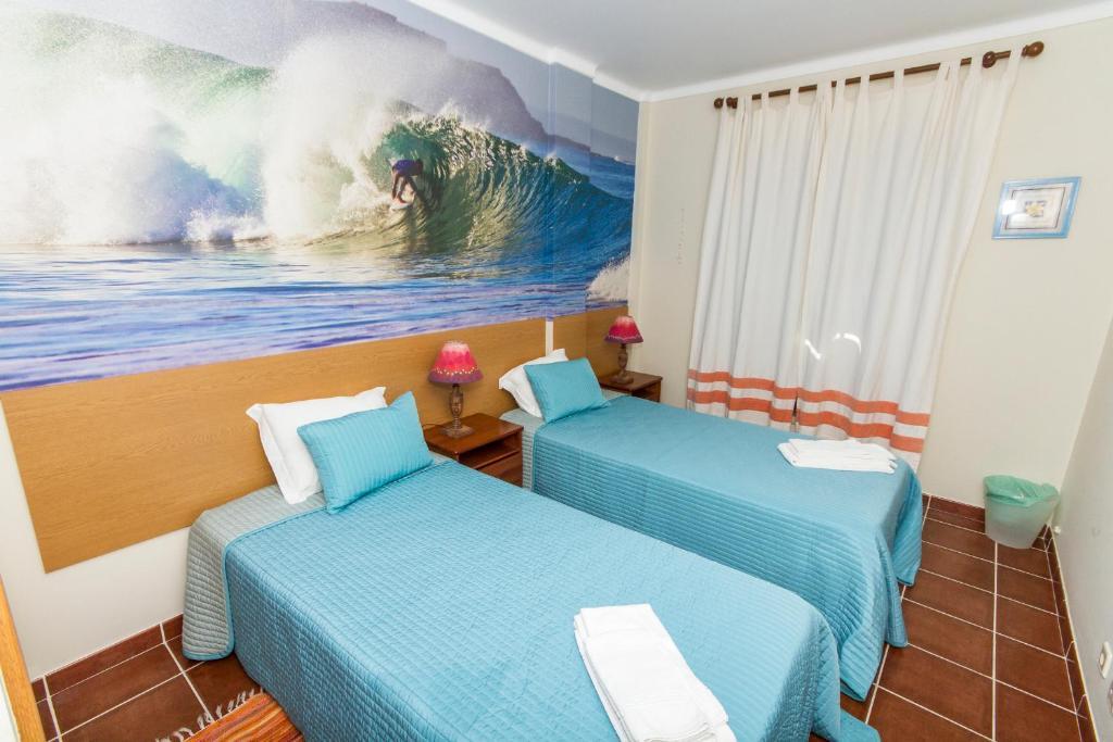 Supertubos Beach Hostel Atouguia Da Baleia Oda fotoğraf