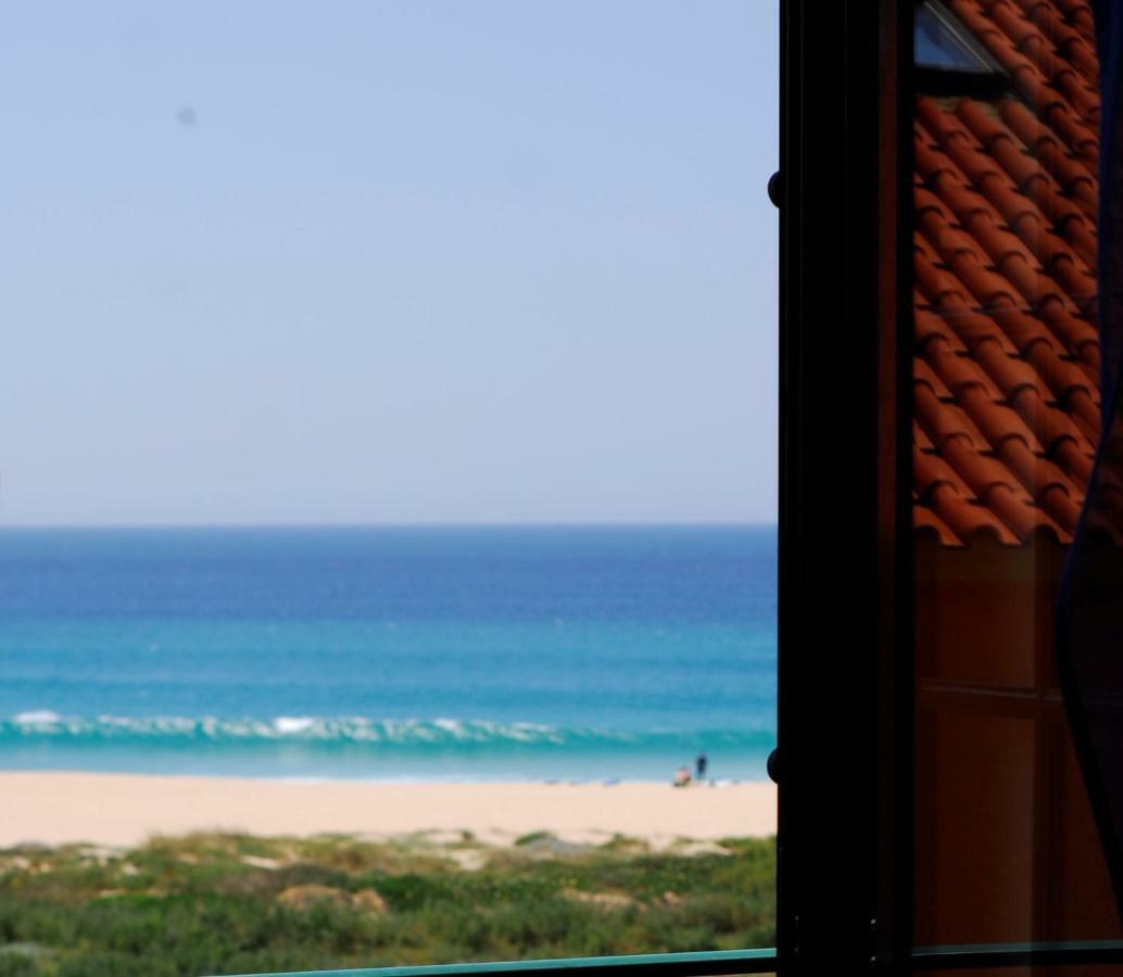Supertubos Beach Hostel Atouguia Da Baleia Dış mekan fotoğraf